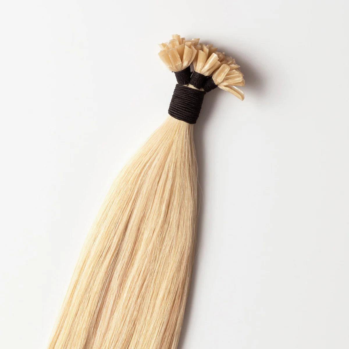 Keratin Bonding Extensions – Russisches Echthaar – Light Blonde (#613)